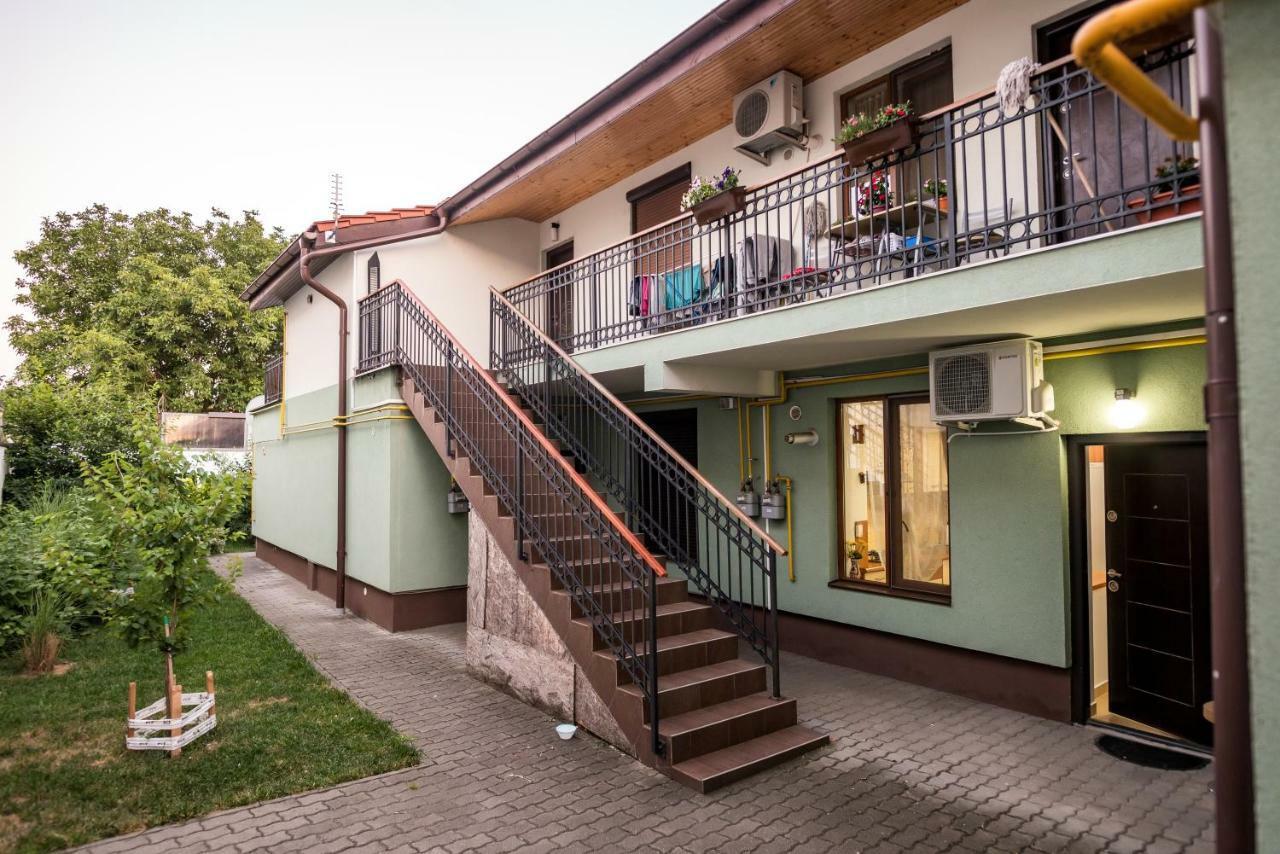 D&O Zola Apartment Timisoara Ngoại thất bức ảnh