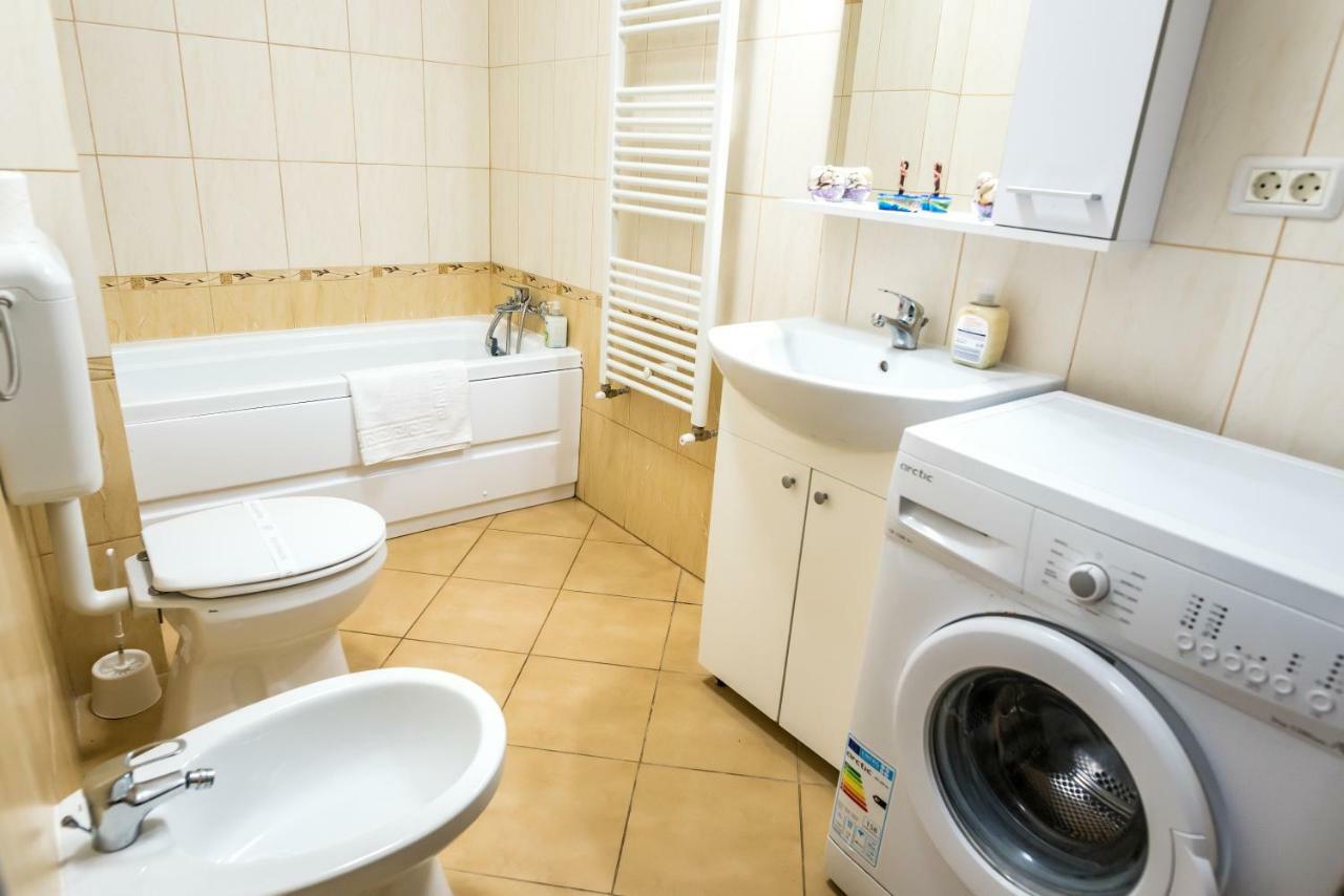 D&O Zola Apartment Timisoara Ngoại thất bức ảnh